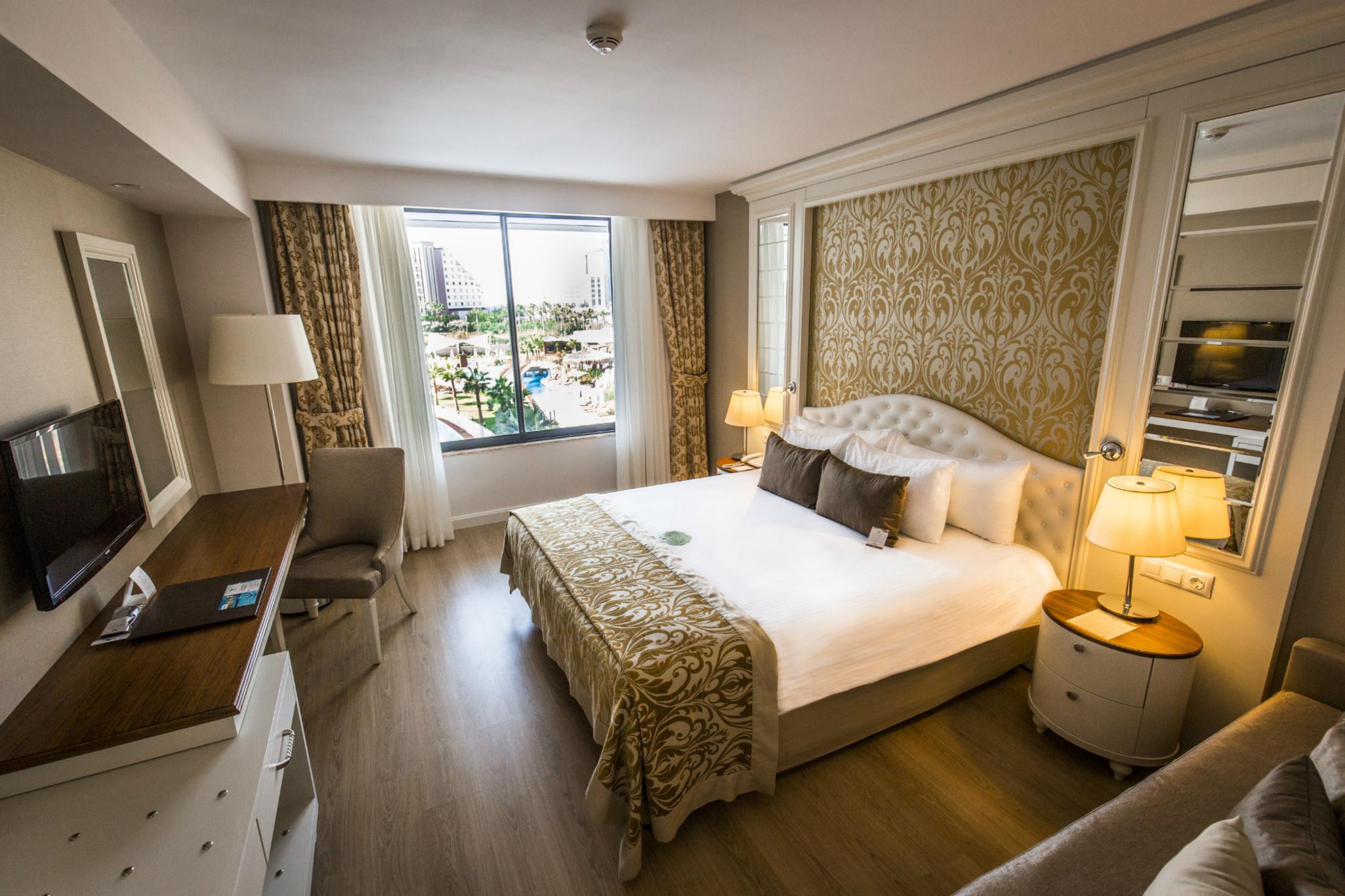 Aska Lara & 5* Antalya